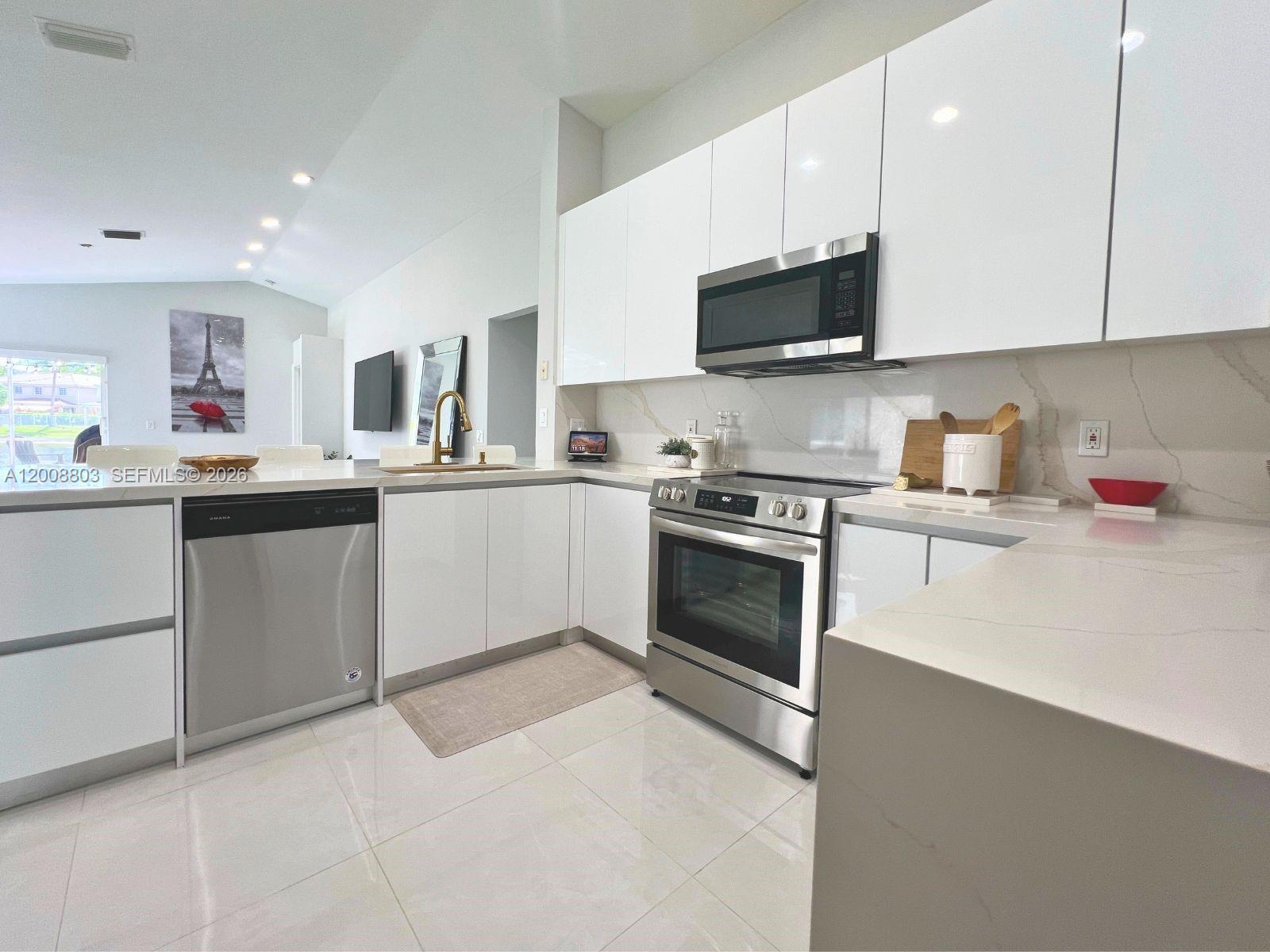 Property photo # 3