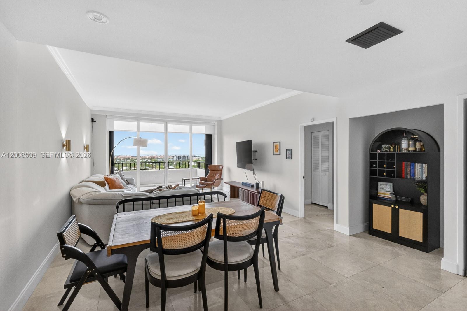 The Emeraldbay @ Key Colo