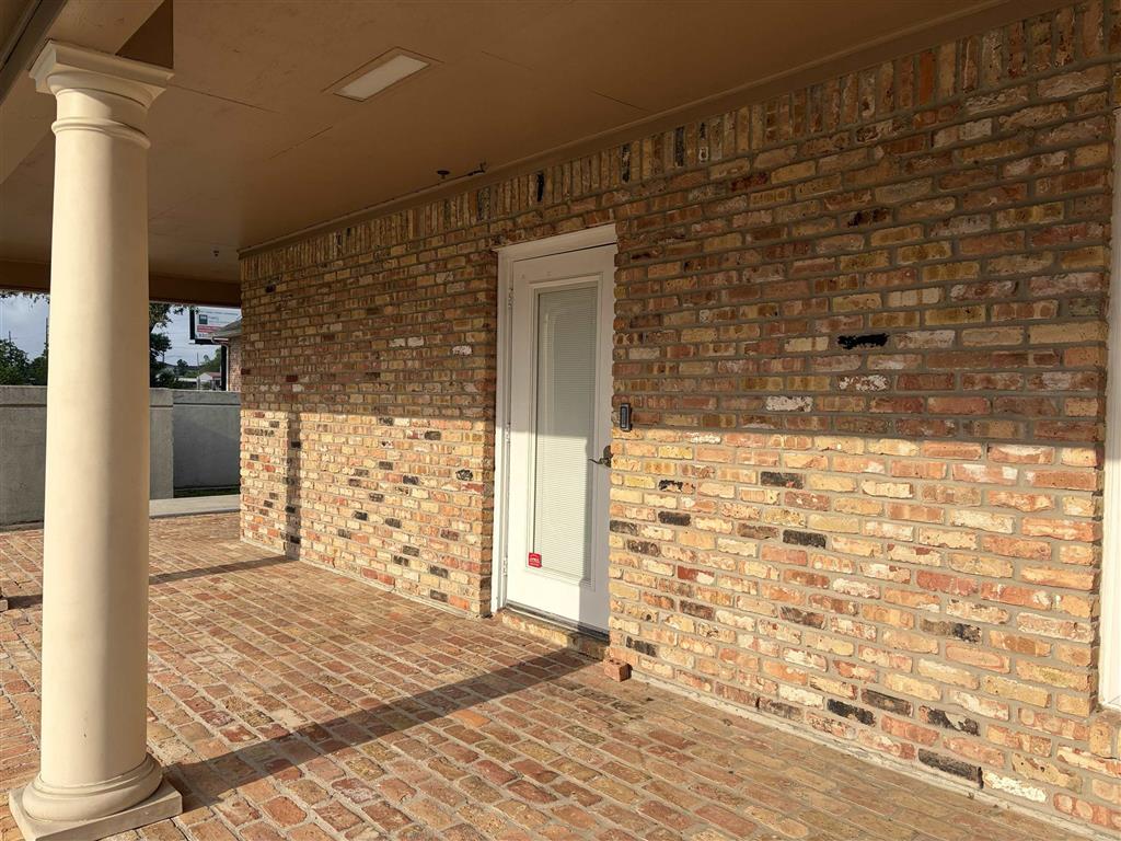 791 Bayou Pines Drive E 6 — photo 2