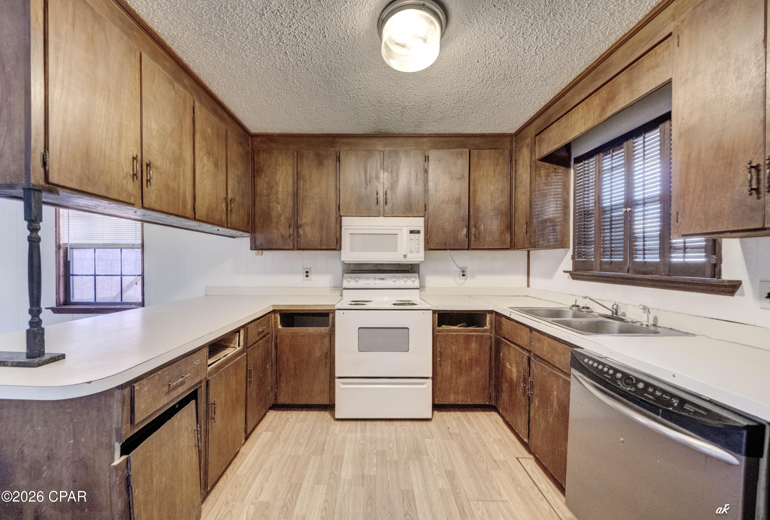 Image 10 For 929 Marina Drive