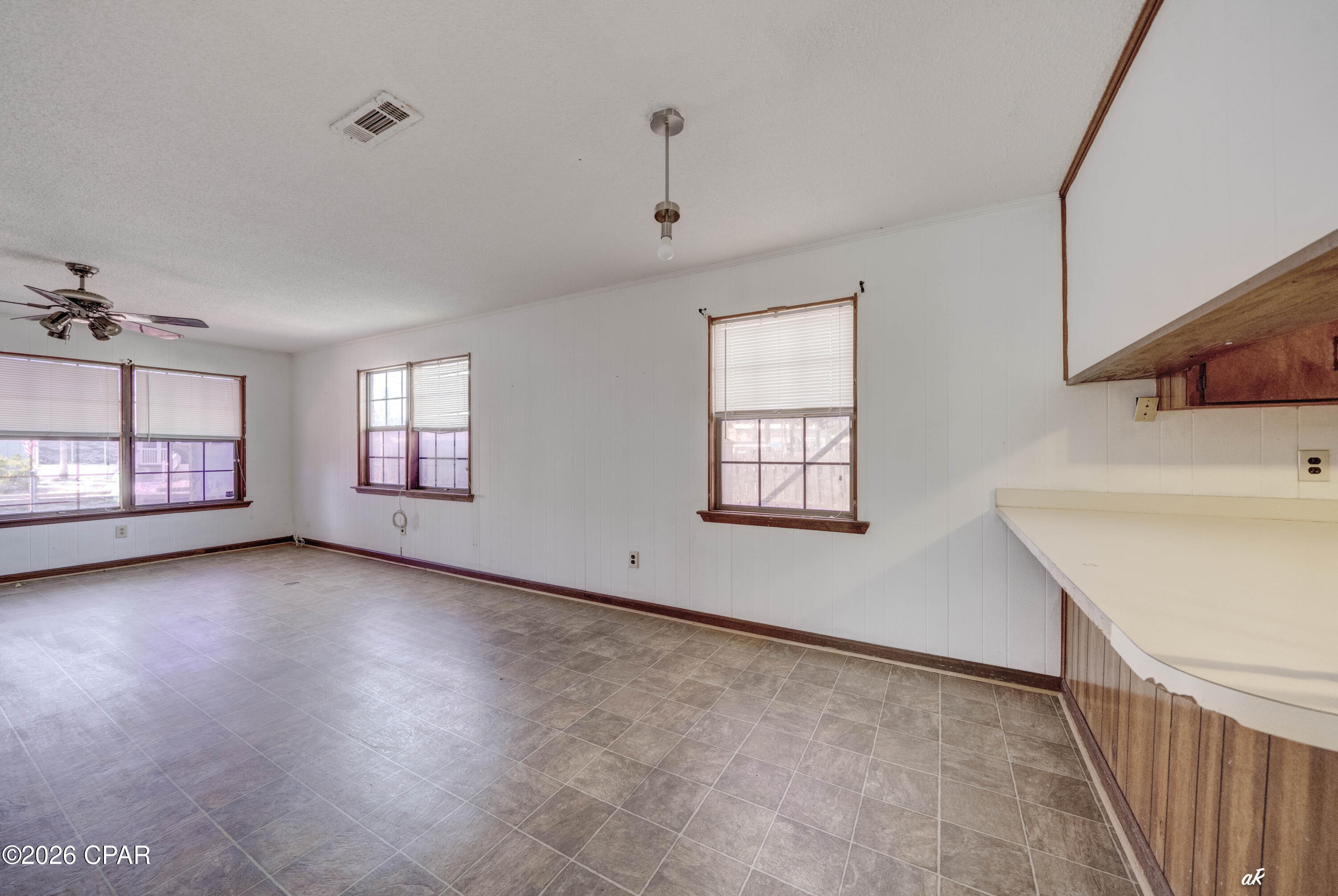 Image 14 For 929 Marina Drive