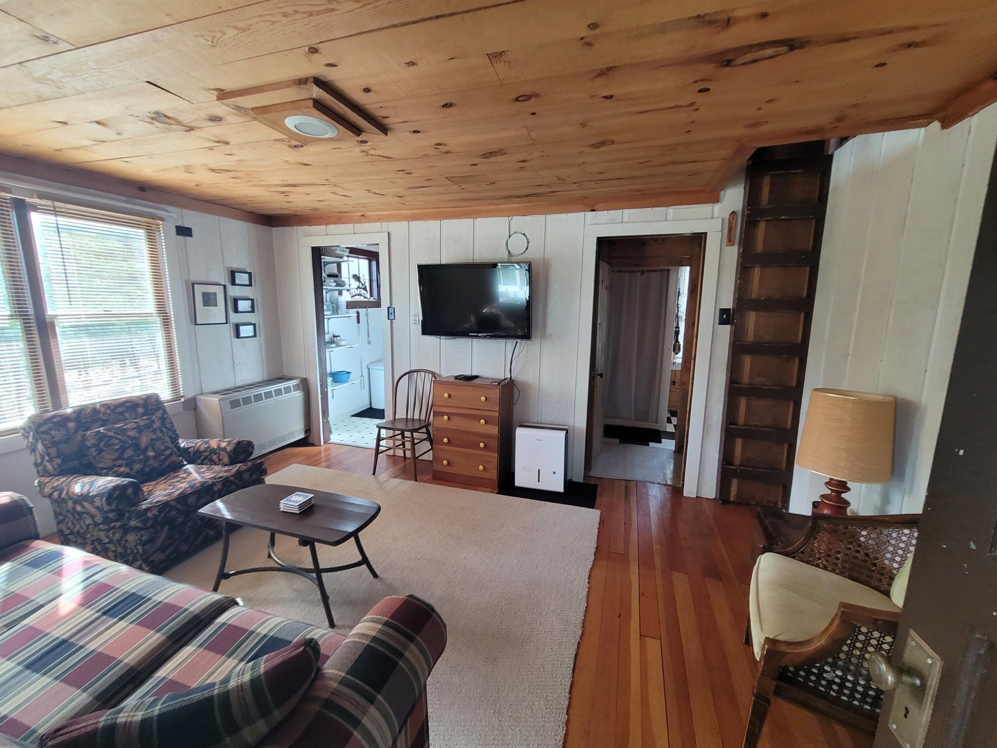 Bass Lake Property 1734 Bass Lake Rd W Photo 5