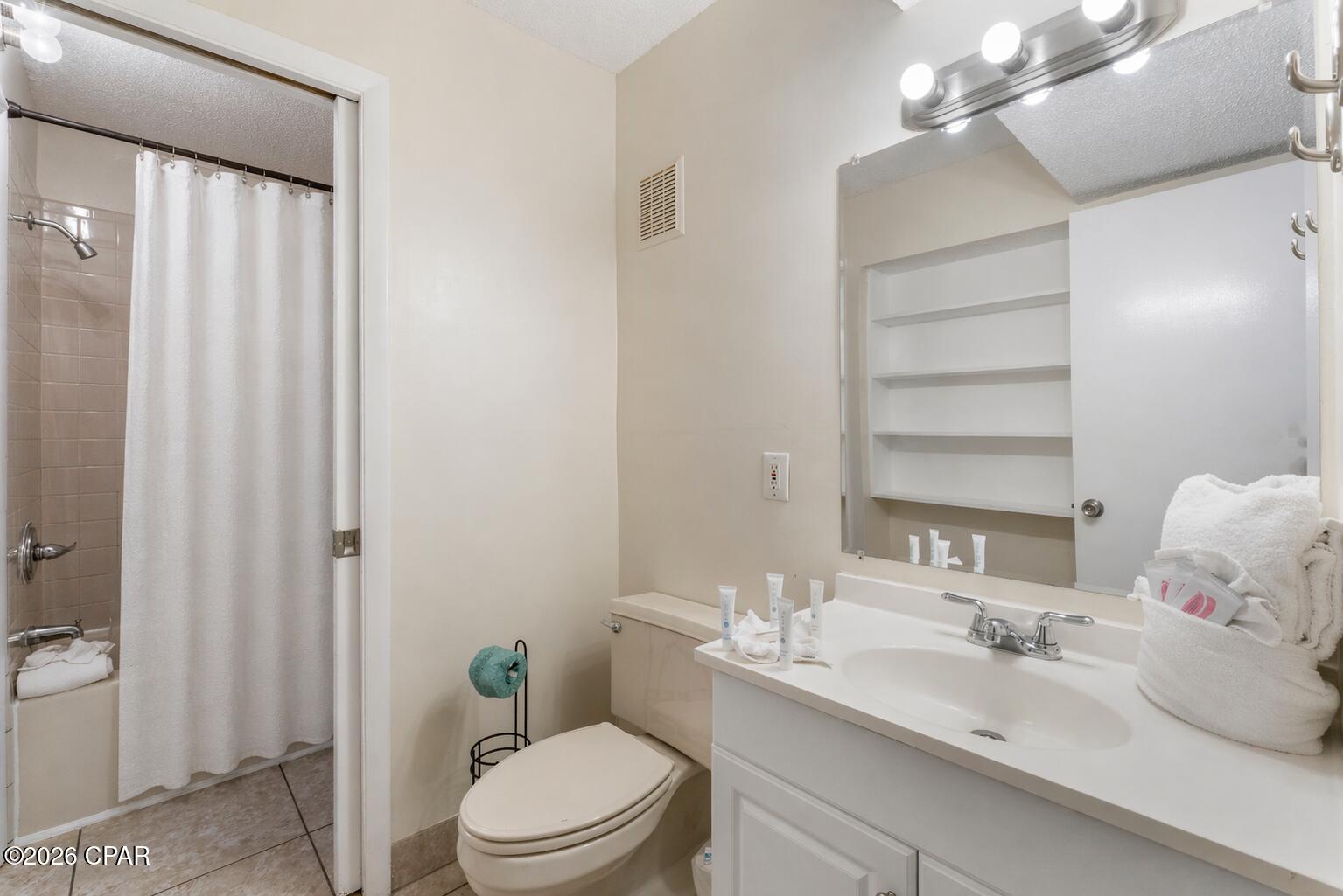 Image 22 For 8743 Thomas Drive 321
