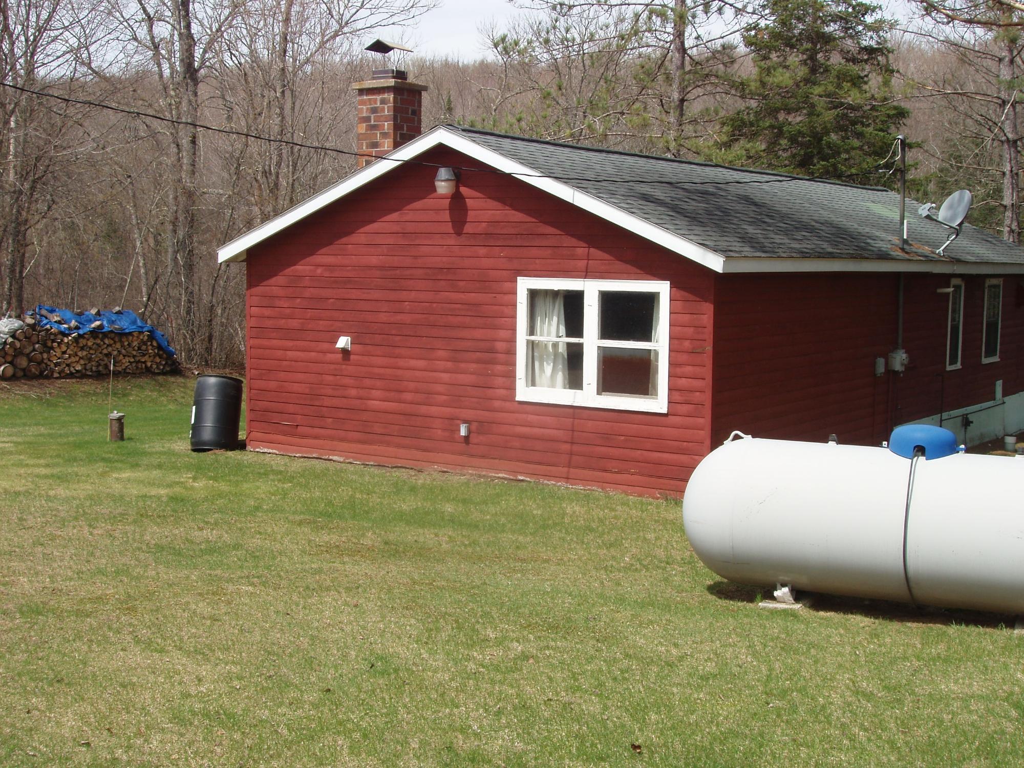 River Property Property W9798 Fleming Rd Photo 3