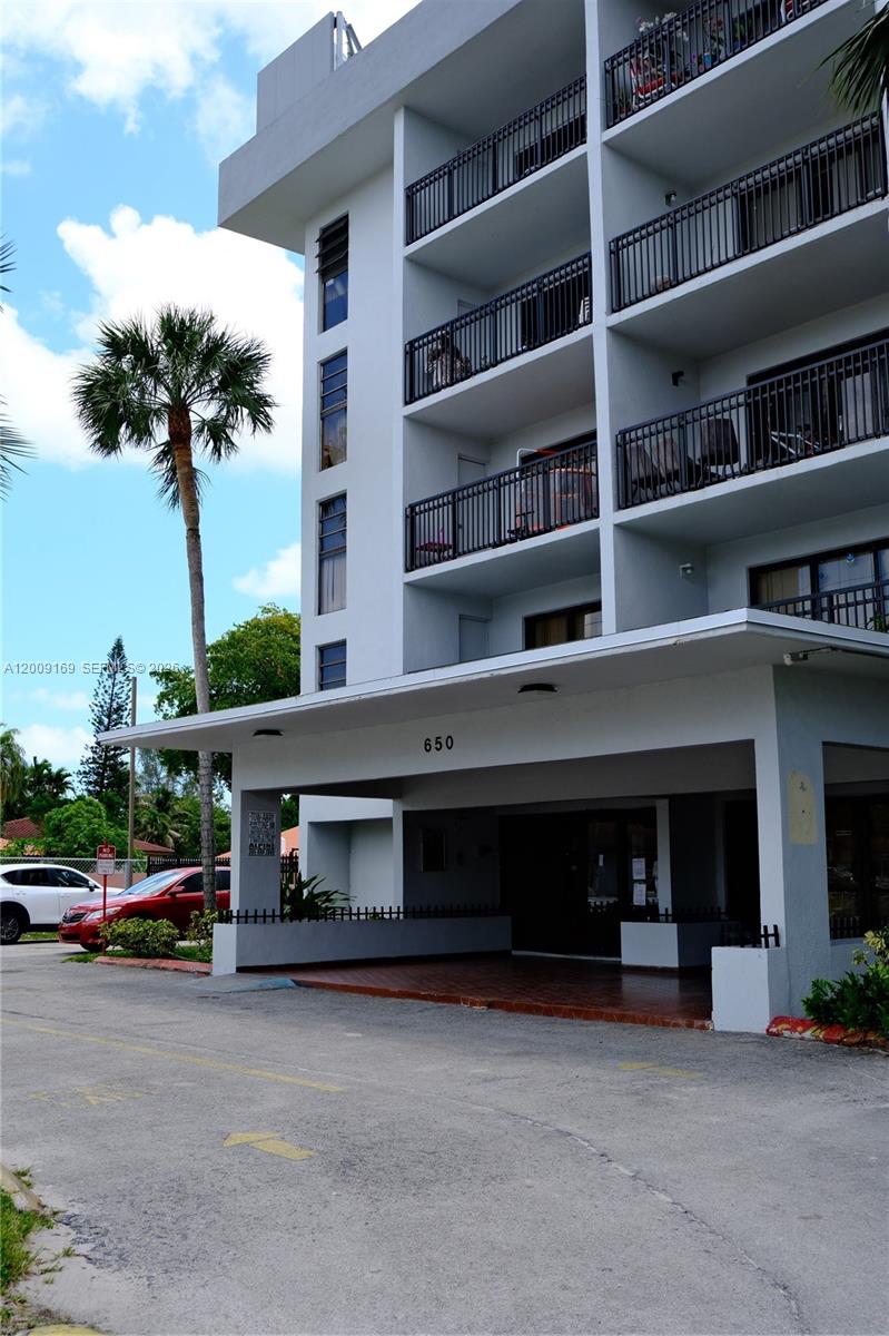 Victory Gardens Condo