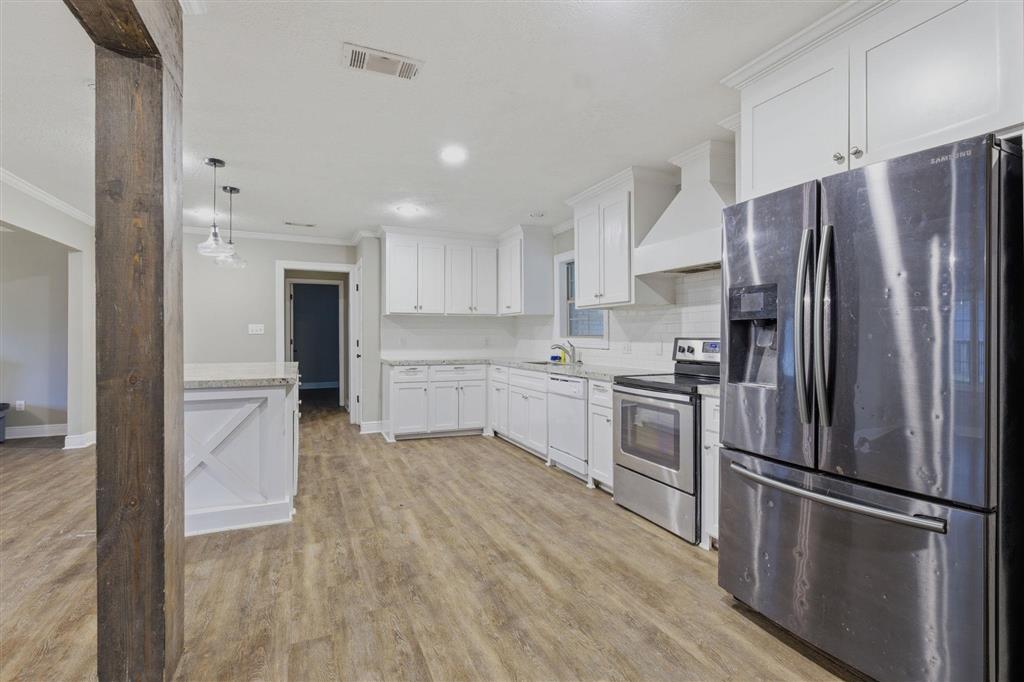 1507 Melanie Drive — photo 4