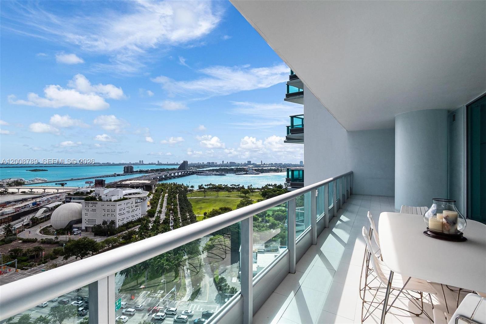 900 Biscayne Bay Condo
