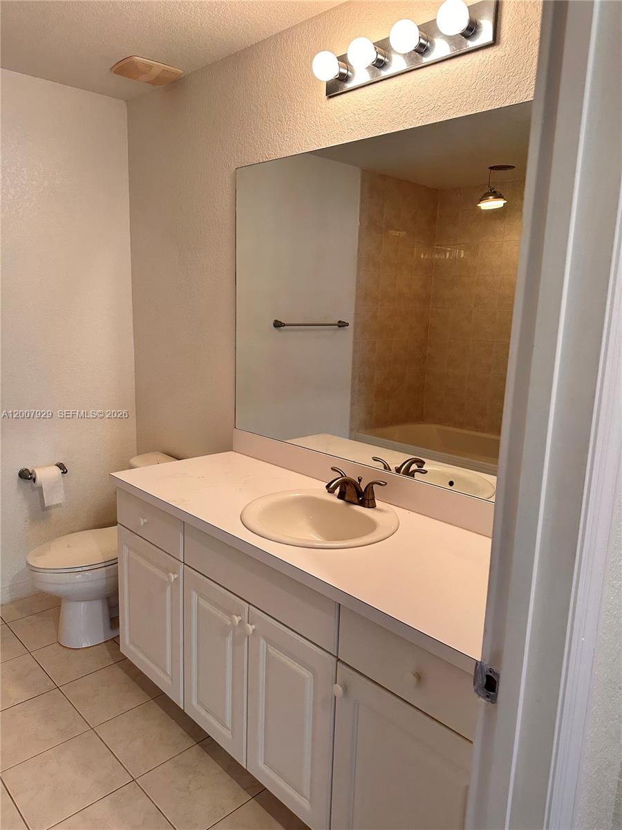 Homes for sale in Fort Pierce, FL | 1804 Blue Heron Ln #0, Fort Pierce, FL 34982 | MLS# A12007929