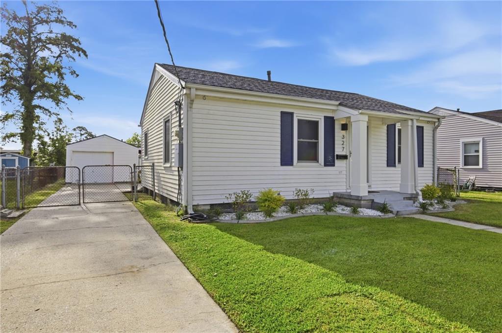 2nd image of 327 Wainwright Dr, New Orleans, LA 70123 | MLS# 2547875