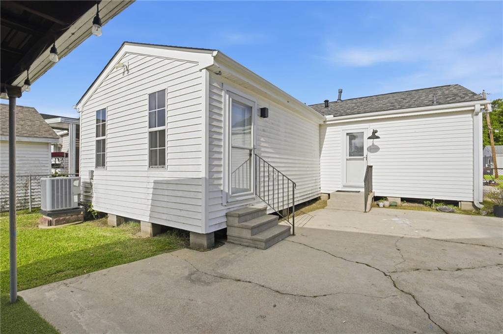 4th image of 327 Wainwright Dr, New Orleans, LA 70123 | MLS# 2547875