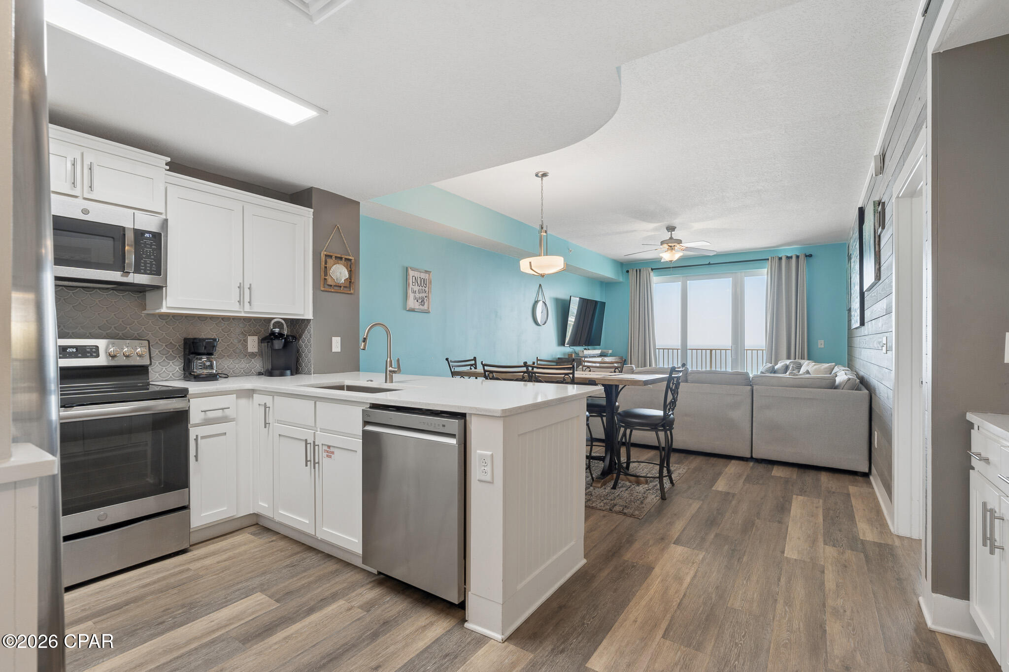 Image 2 For 15928 Front Beach Road 3-2111