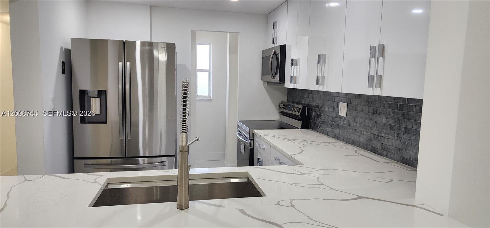 Property photo # 2