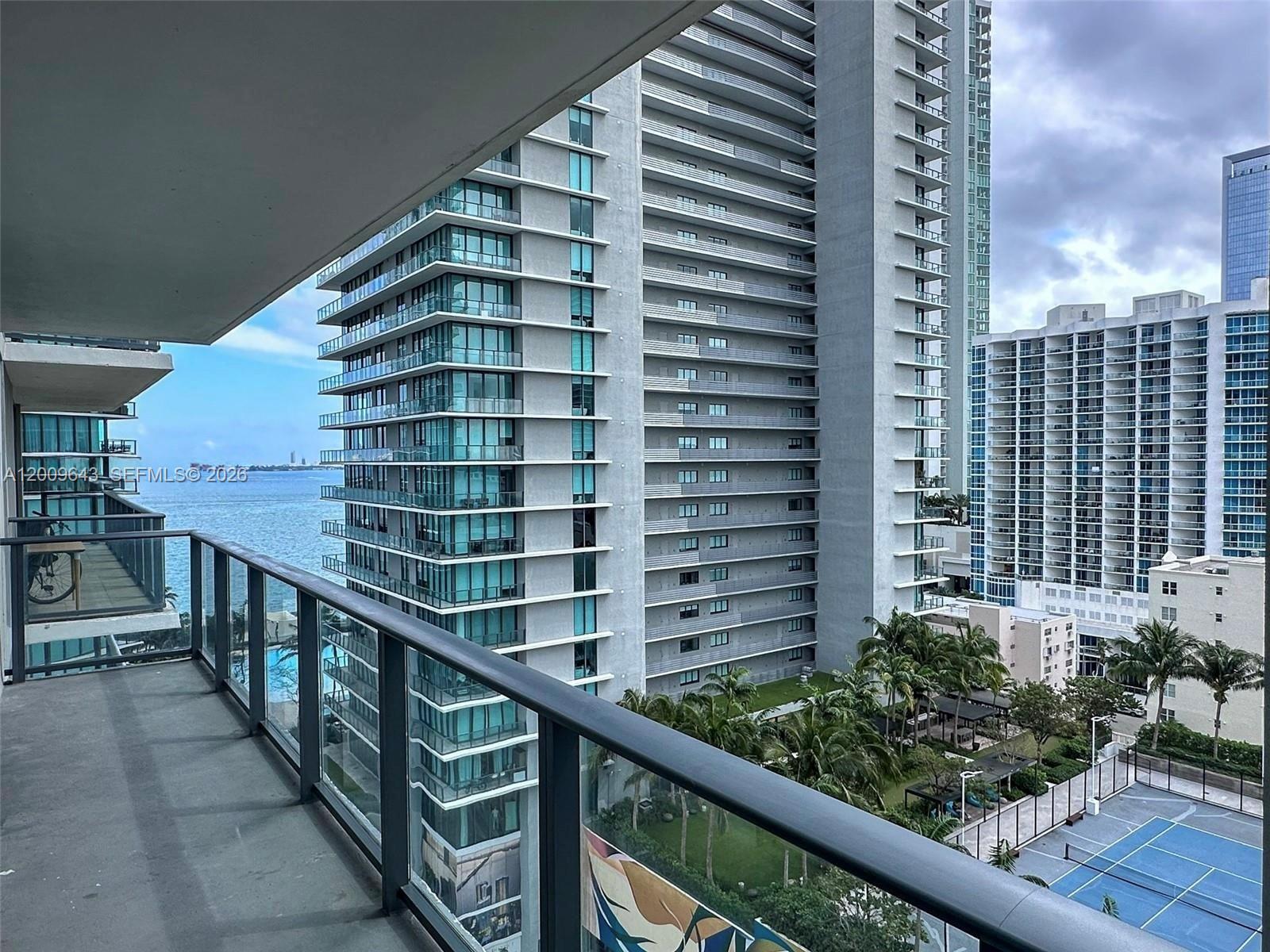 Paraiso Bayviews Condo