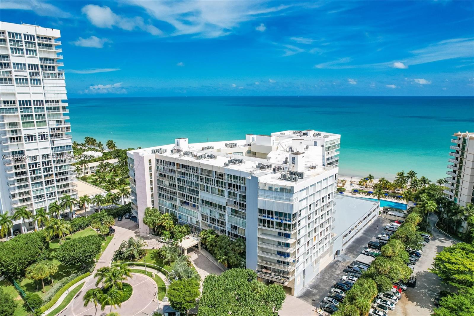 Mar-Azul Condo