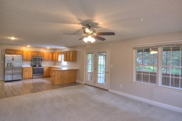 152 Nottingham Ln
