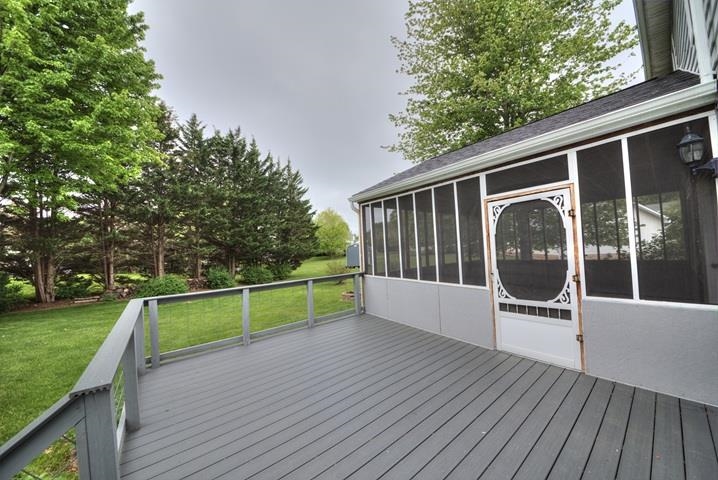 152 Nottingham Ln
