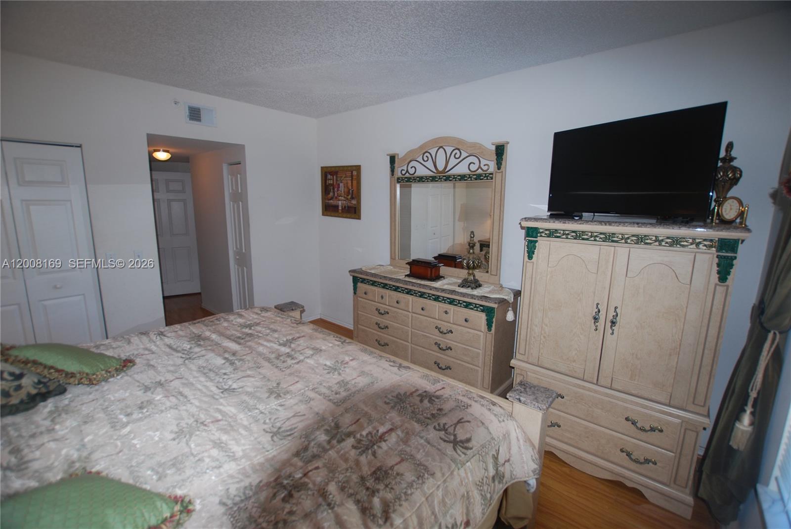 Property photo # 4