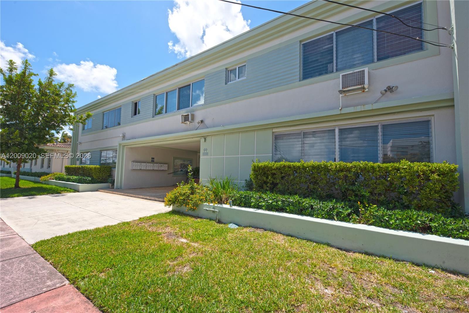 Joycia Apartments Condo