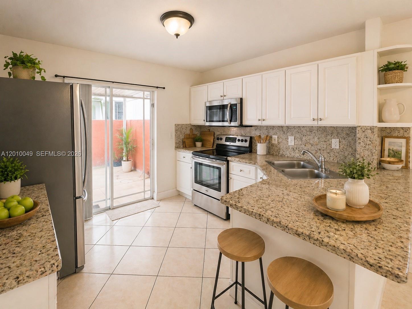 Property photo # 1