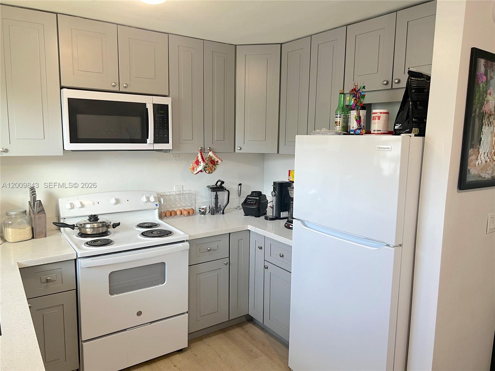 Property photo # 6
