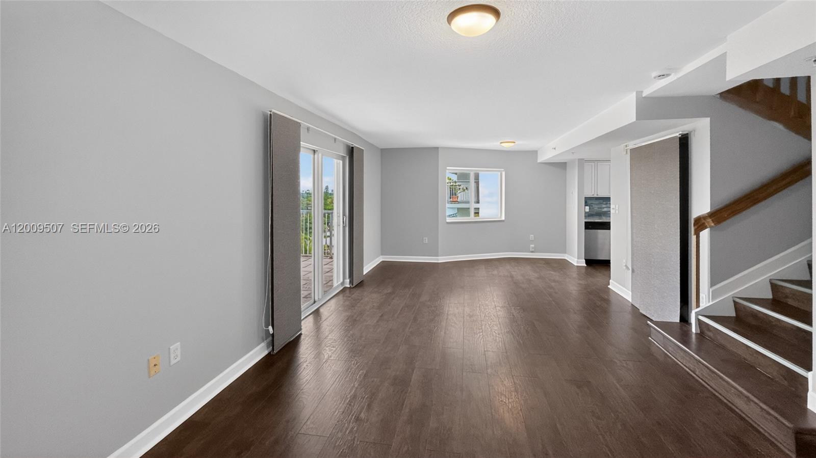 Property photo # 6