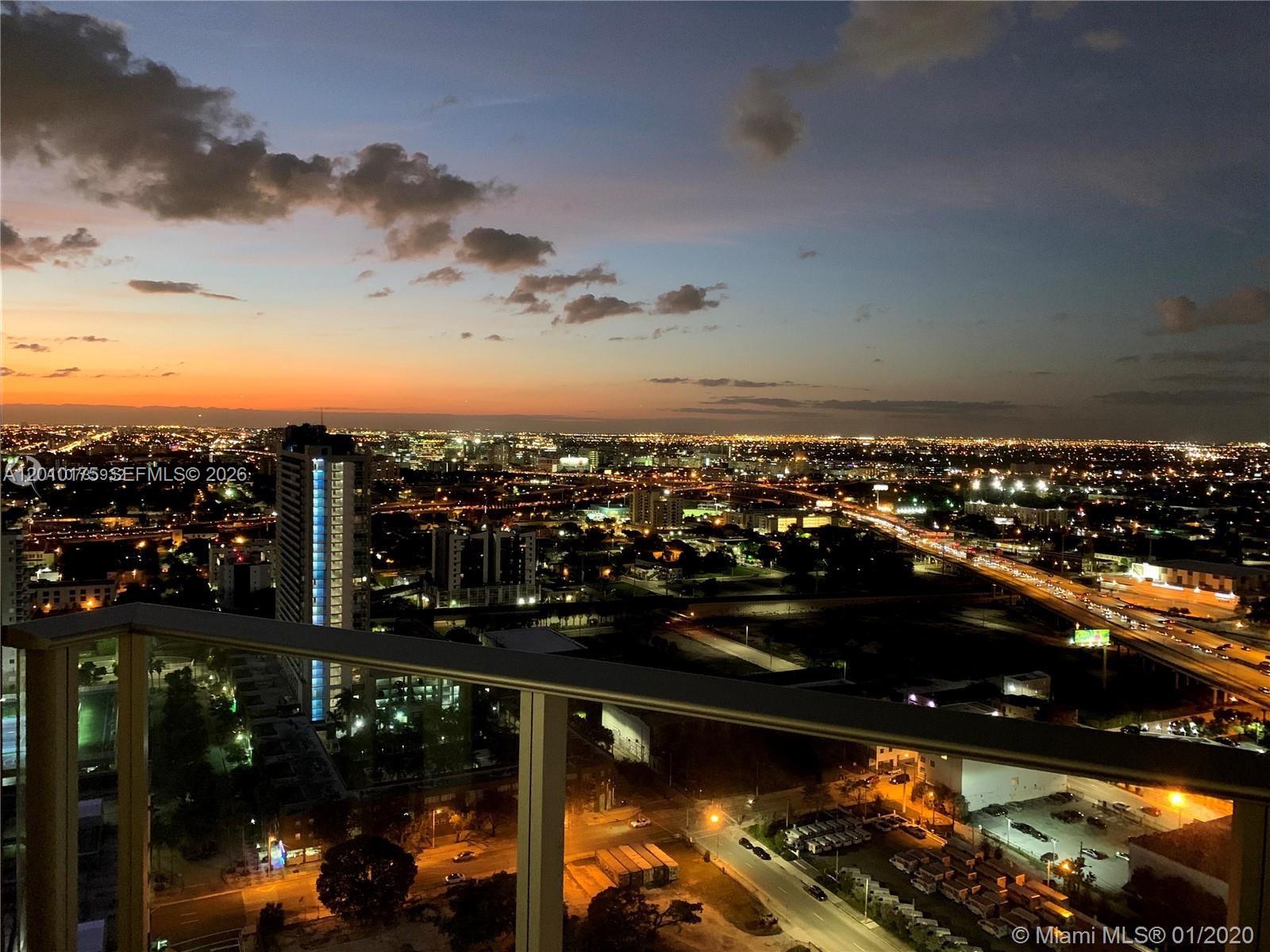 Paramount Miami Worldcent