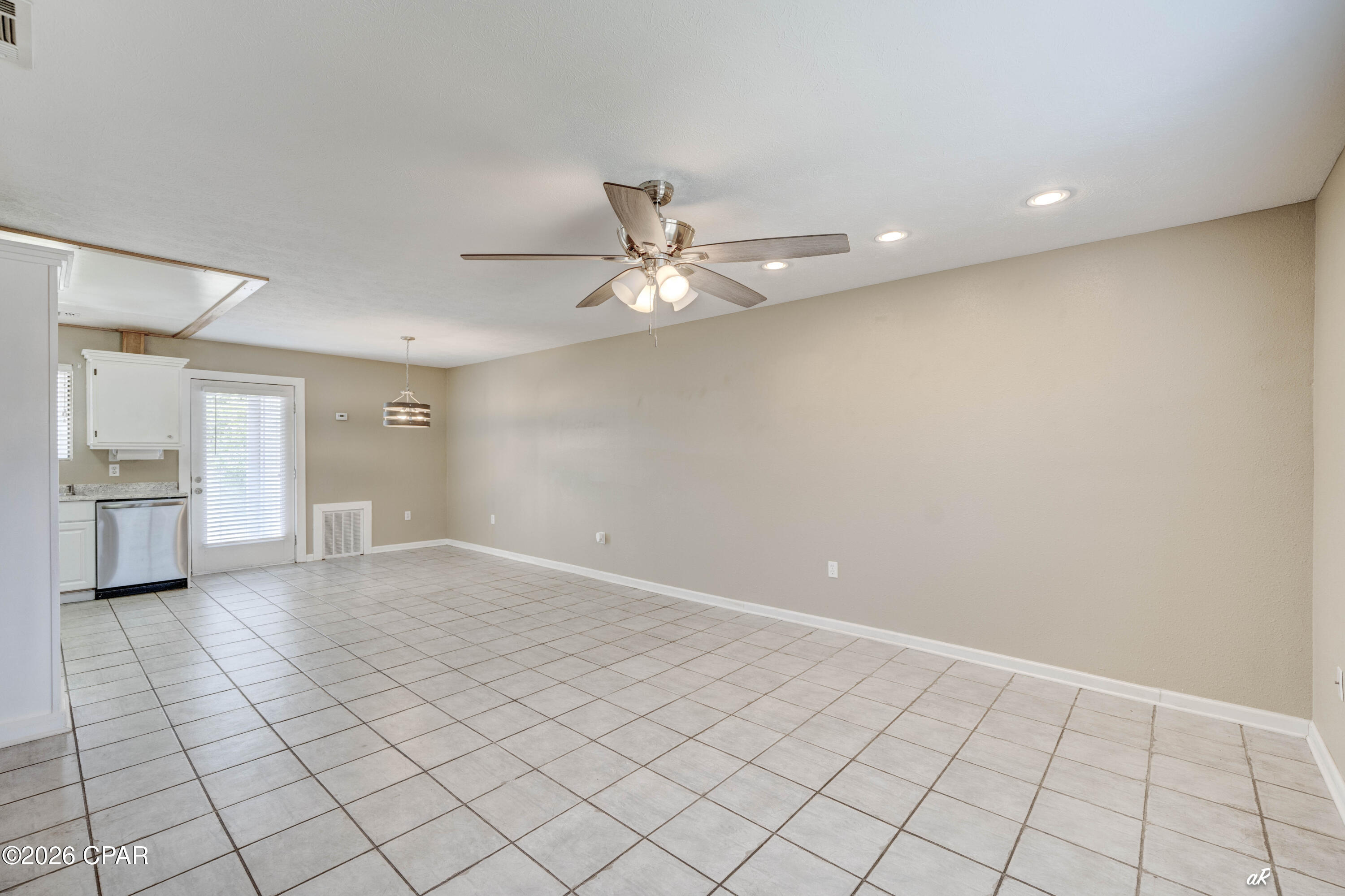 Image 7 For 3117 Debra Boulevard