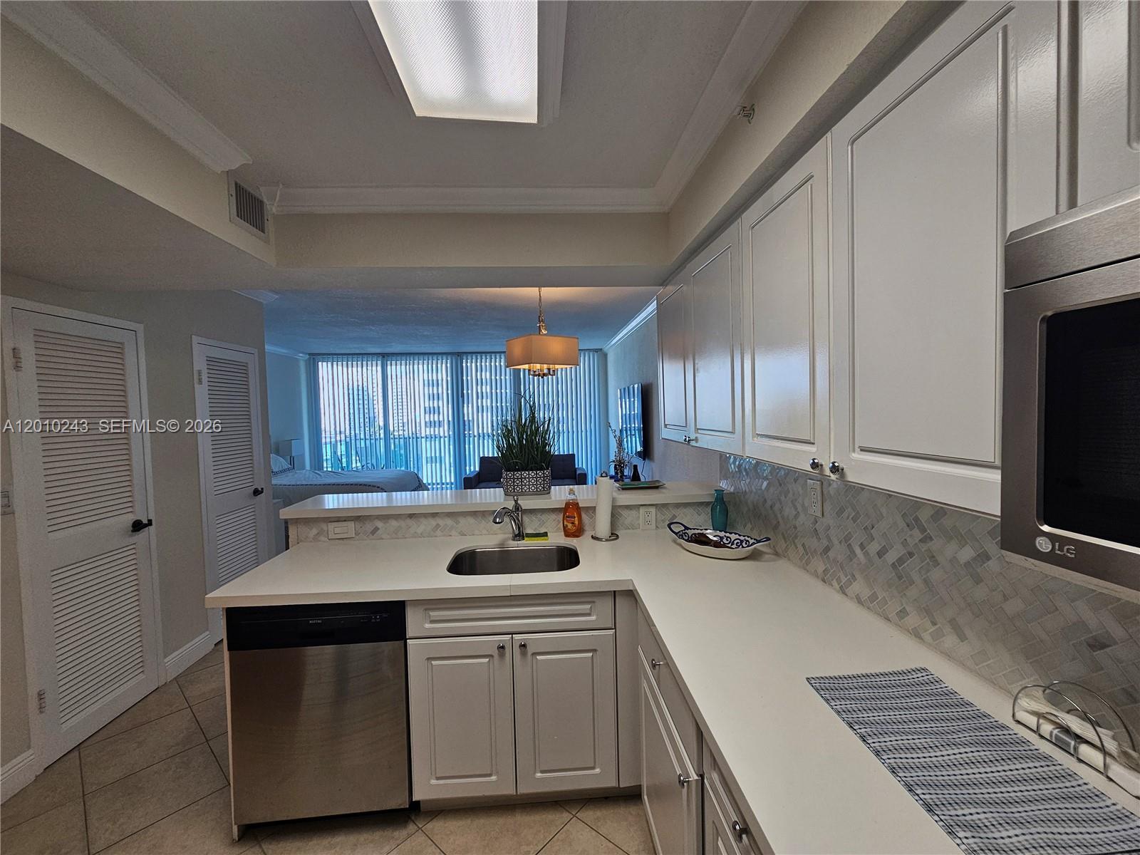 Property photo # 6