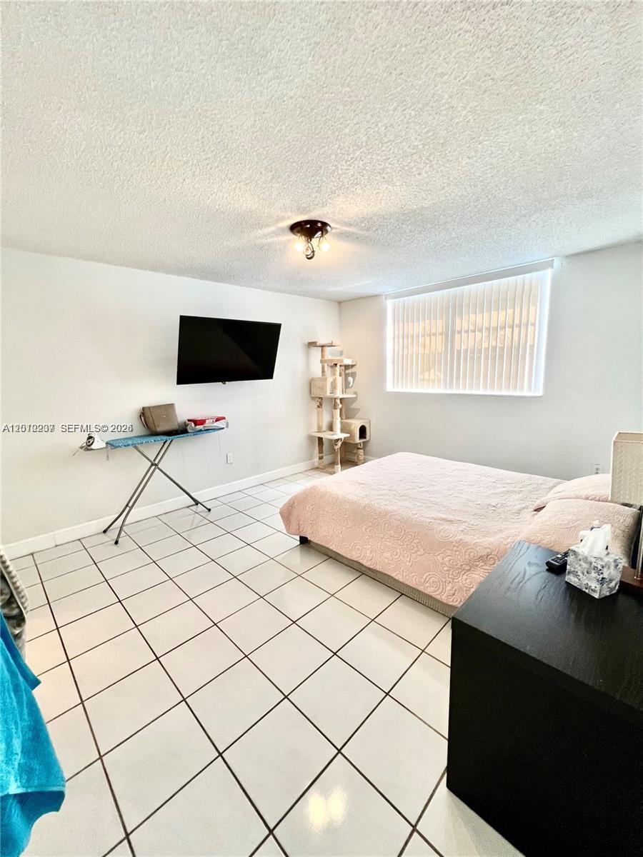 Homes for sale in Miami Beach, FL | 1990 Marseille Dr #303, Miami Beach, FL 33141 | MLS# A12010237