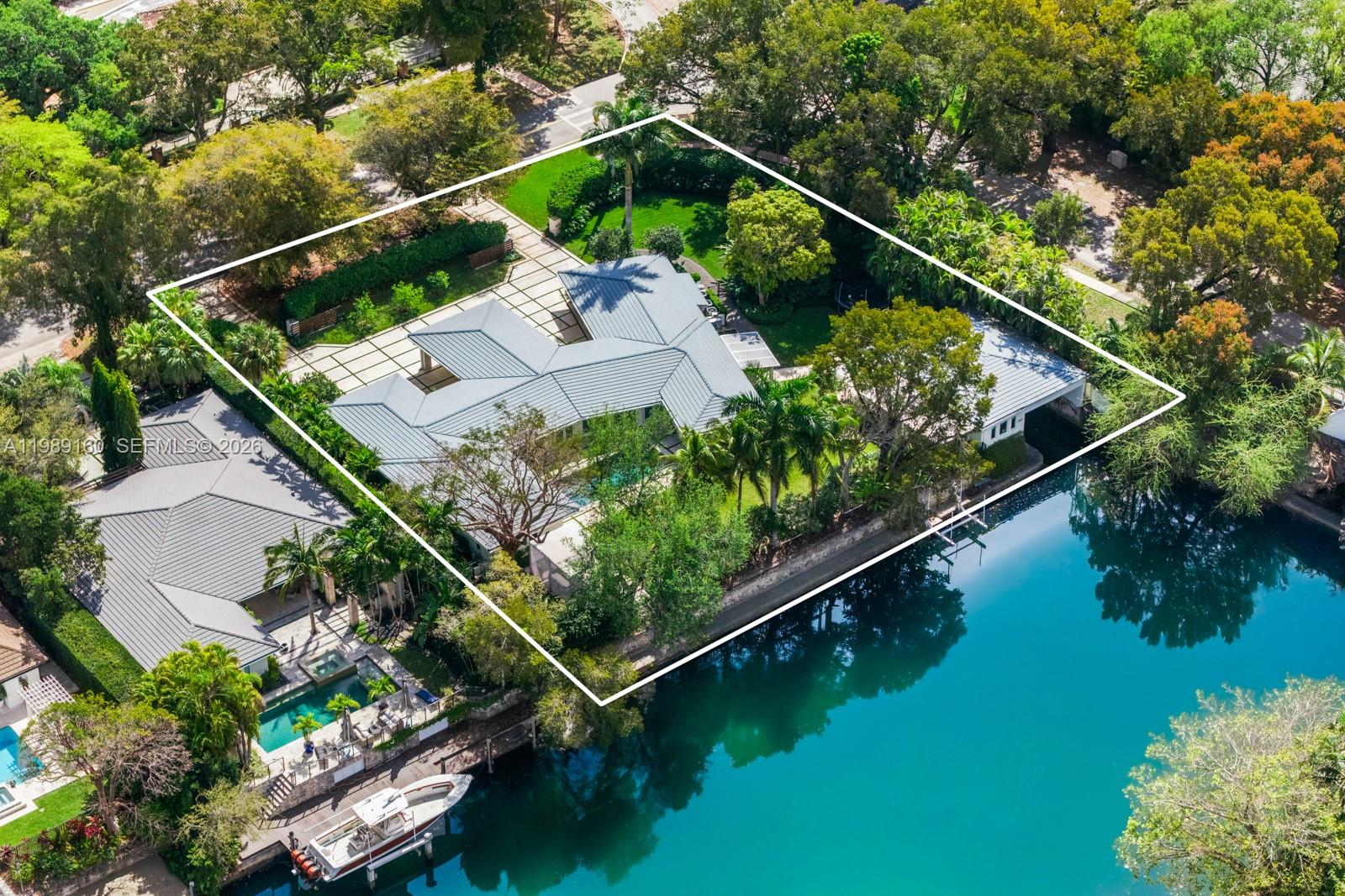 6120 Riviera Dr Coral Gables, FL 33146