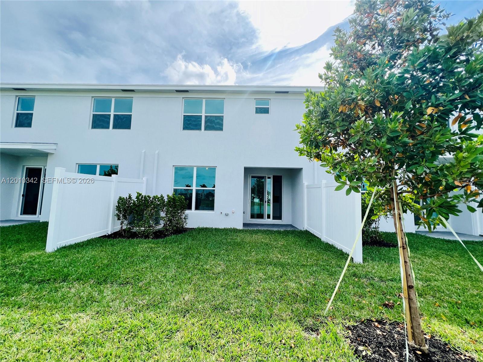 Property photo # 3