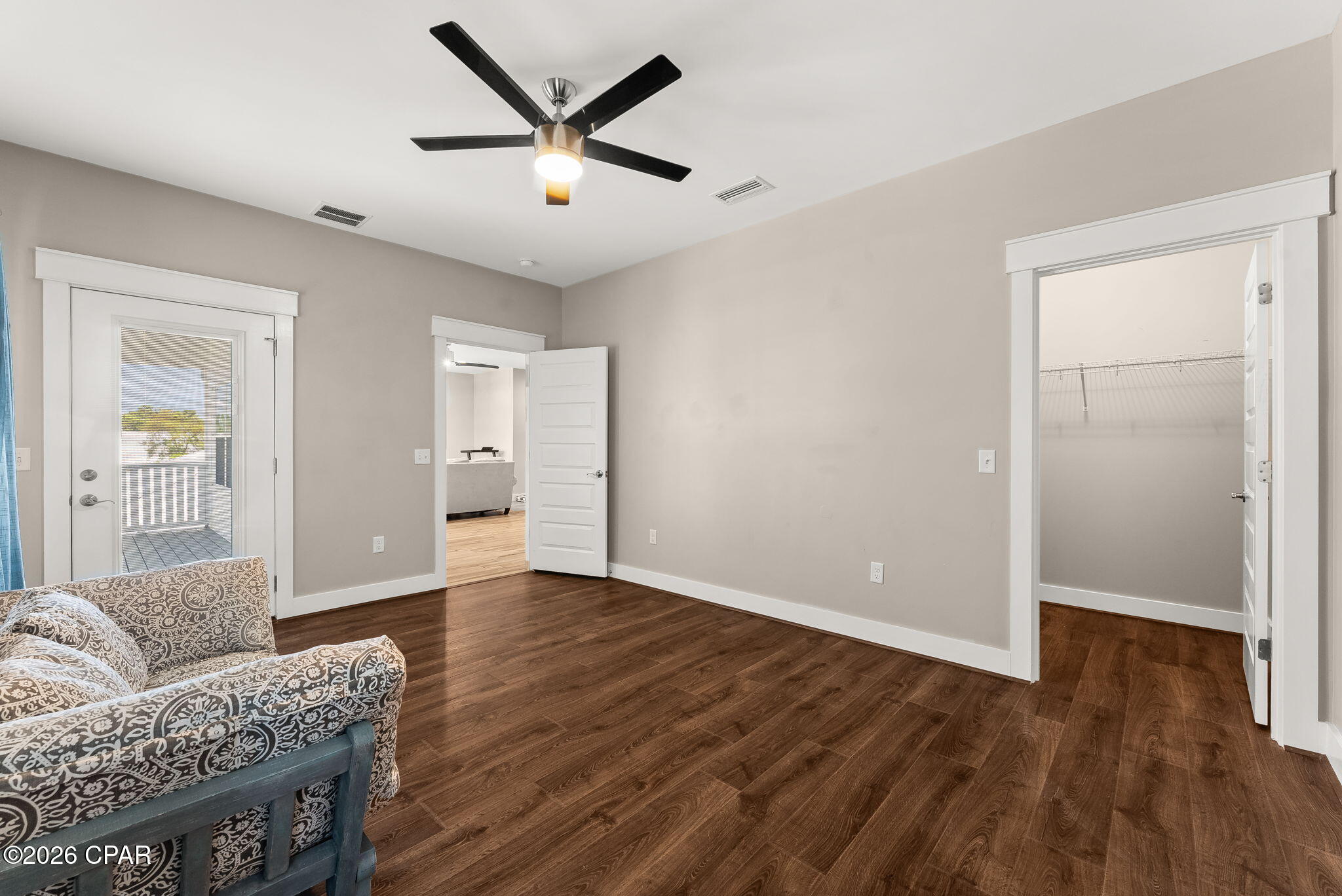 Image 40 For 408 Paradise Boulevard