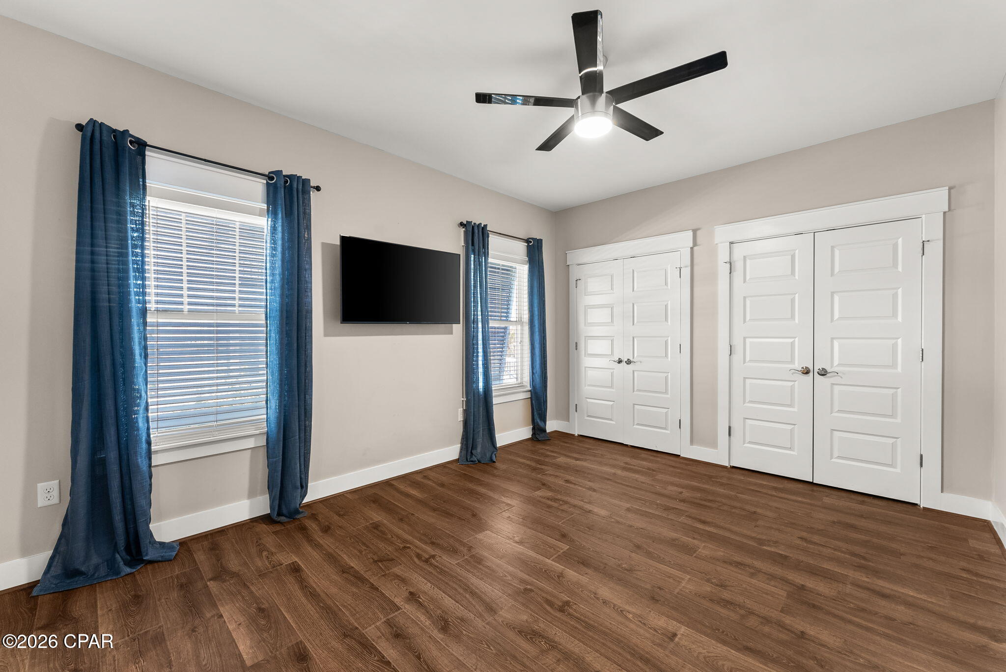 Image 43 For 408 Paradise Boulevard