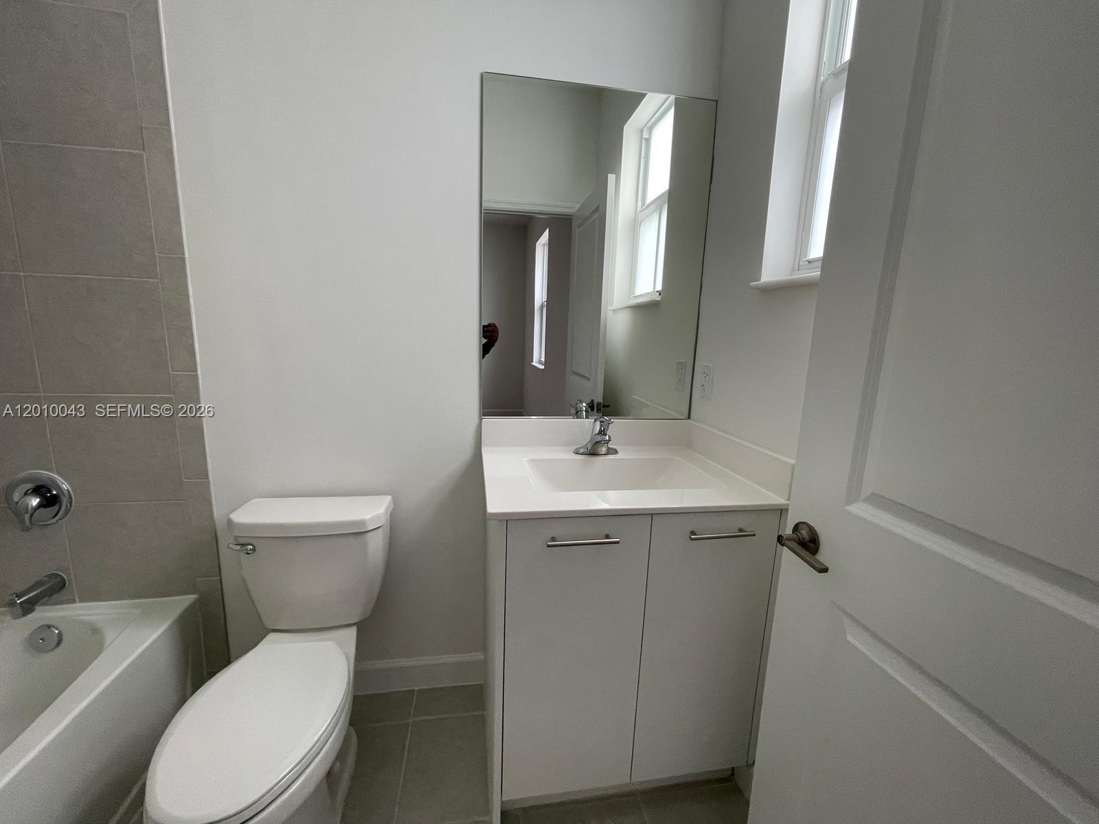 Property photo # 6