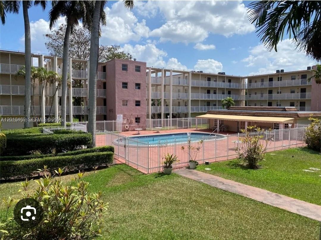 Brookfield Square Condo