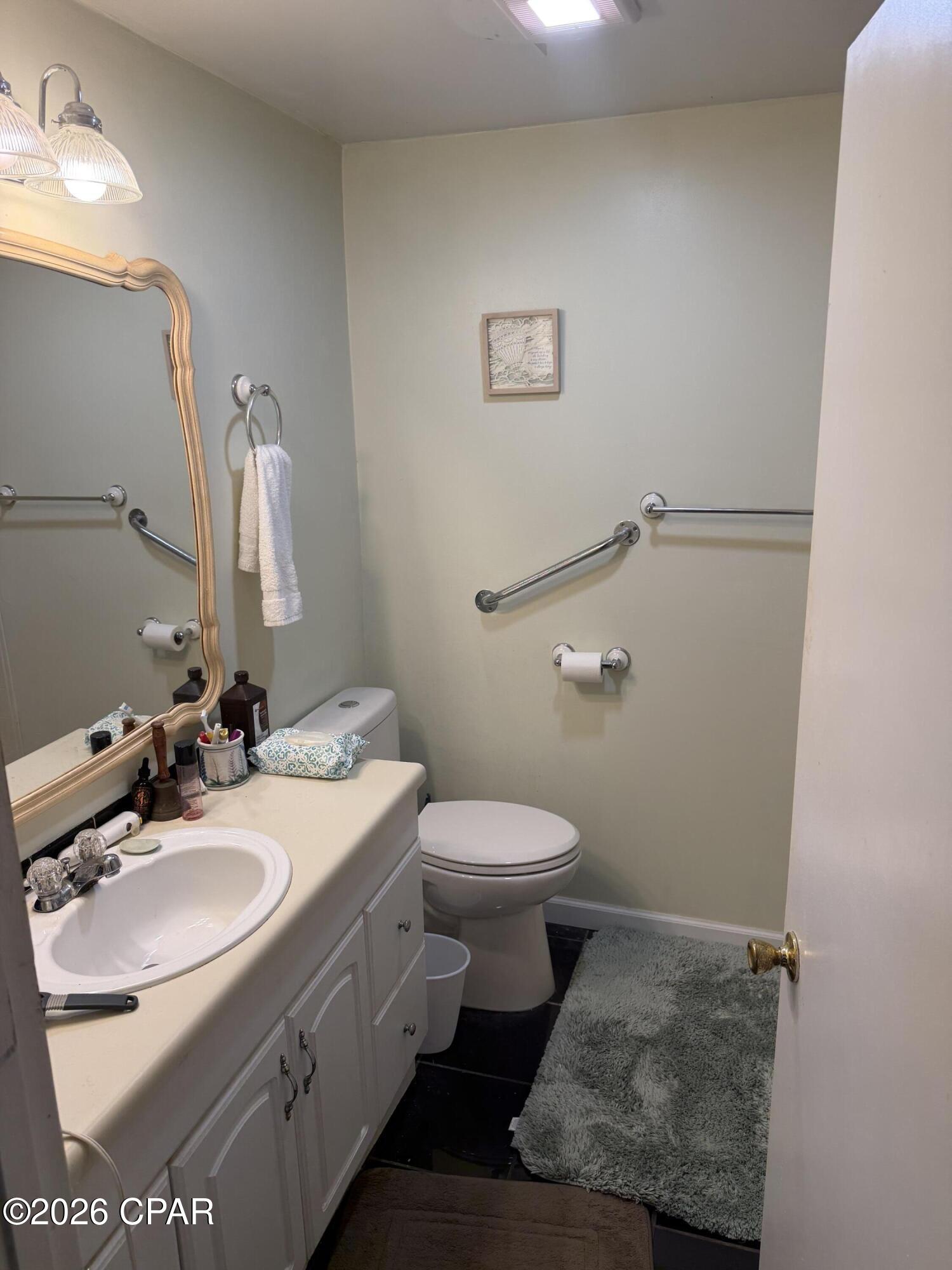 Listing photo id 18 for 3911 11th Street
