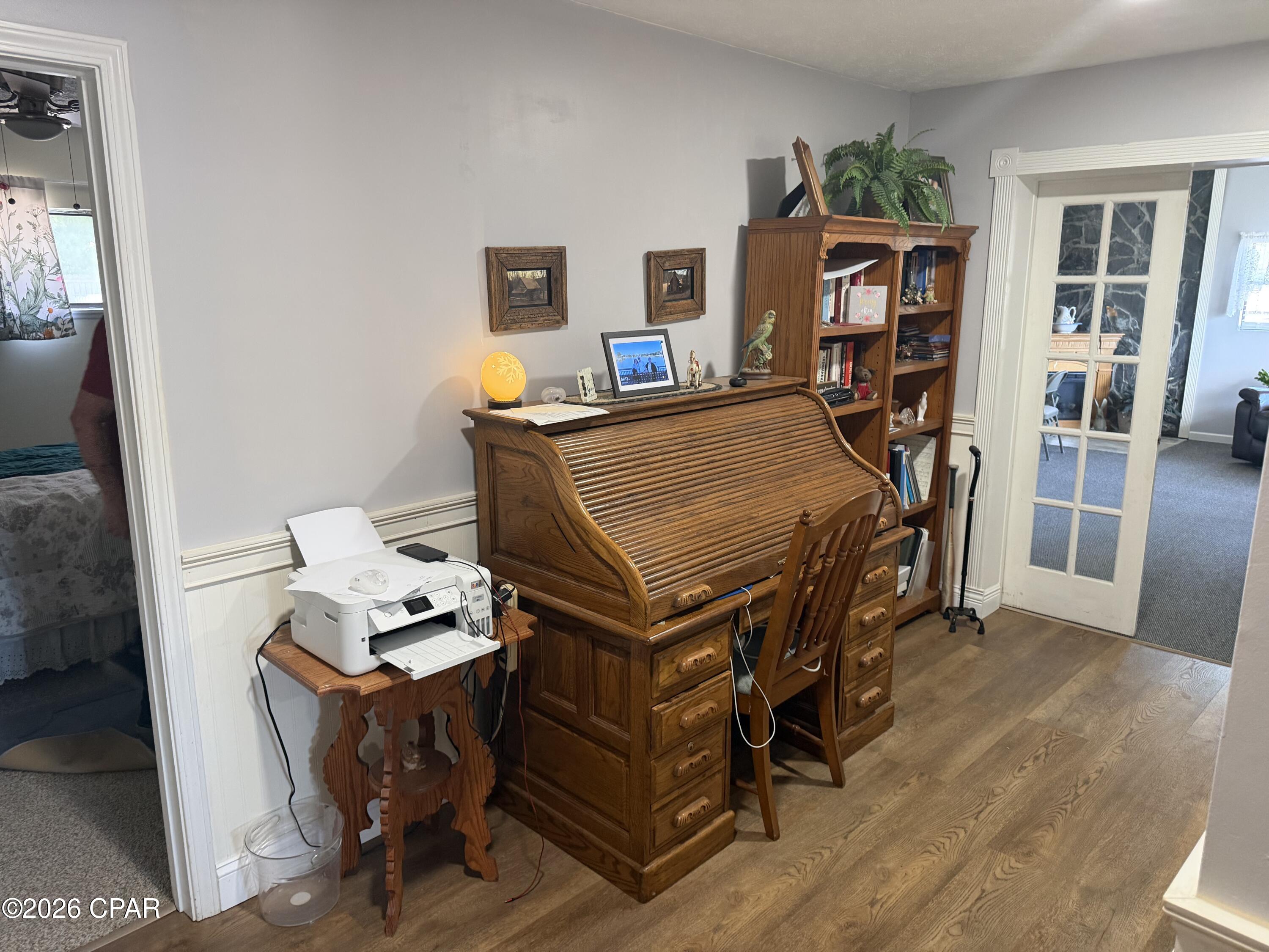 Listing photo id 25 for 3911 11th Street