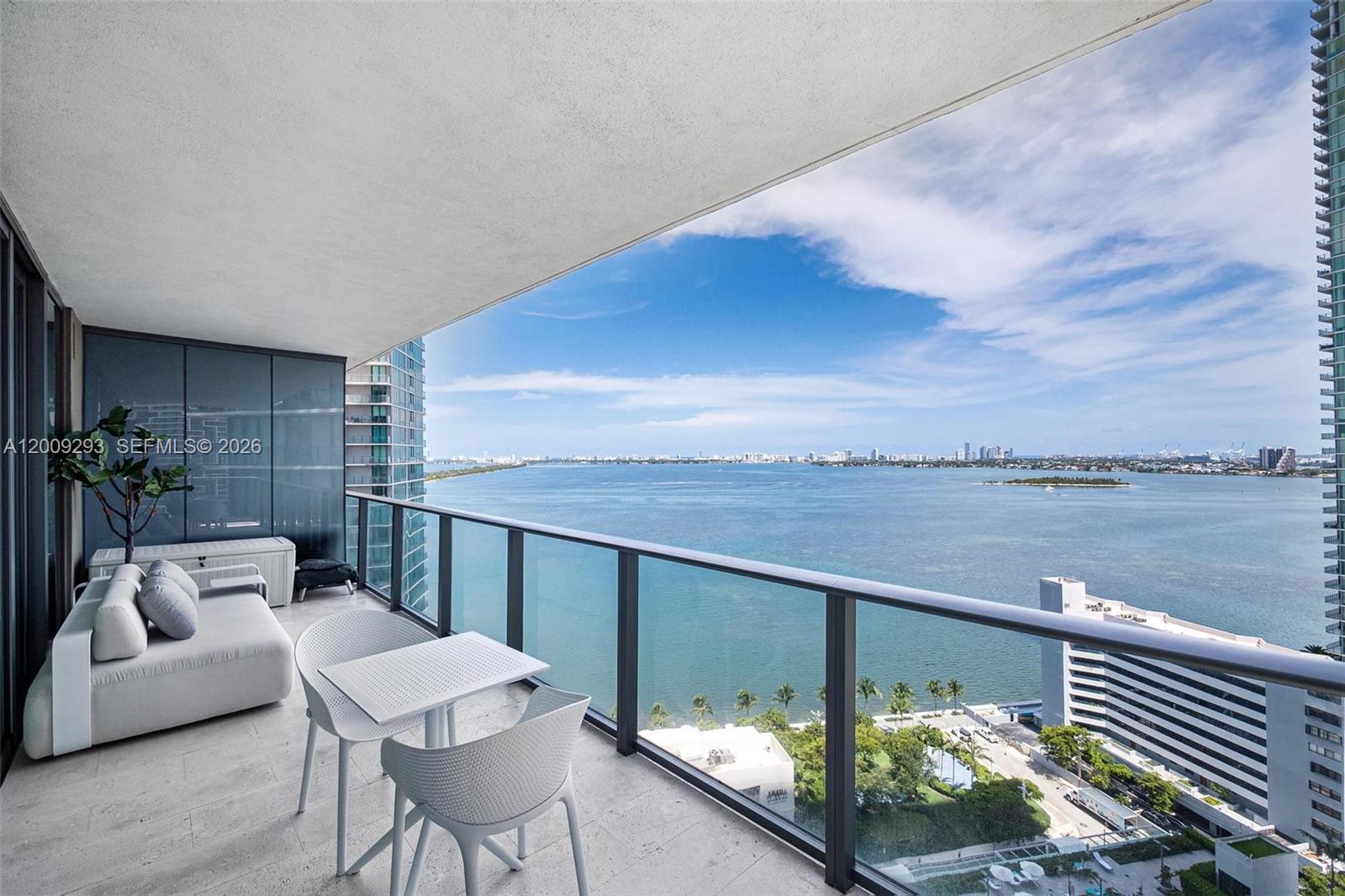 Paraiso Bay Condo