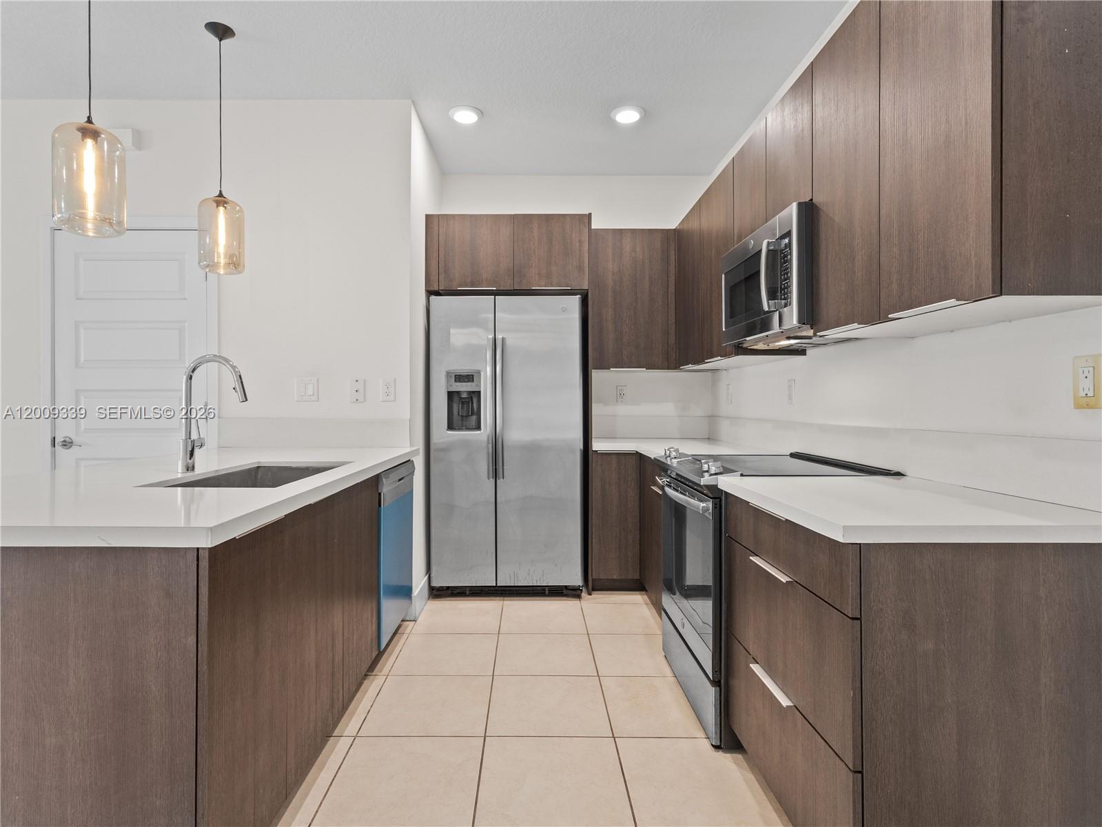 Property photo # 6