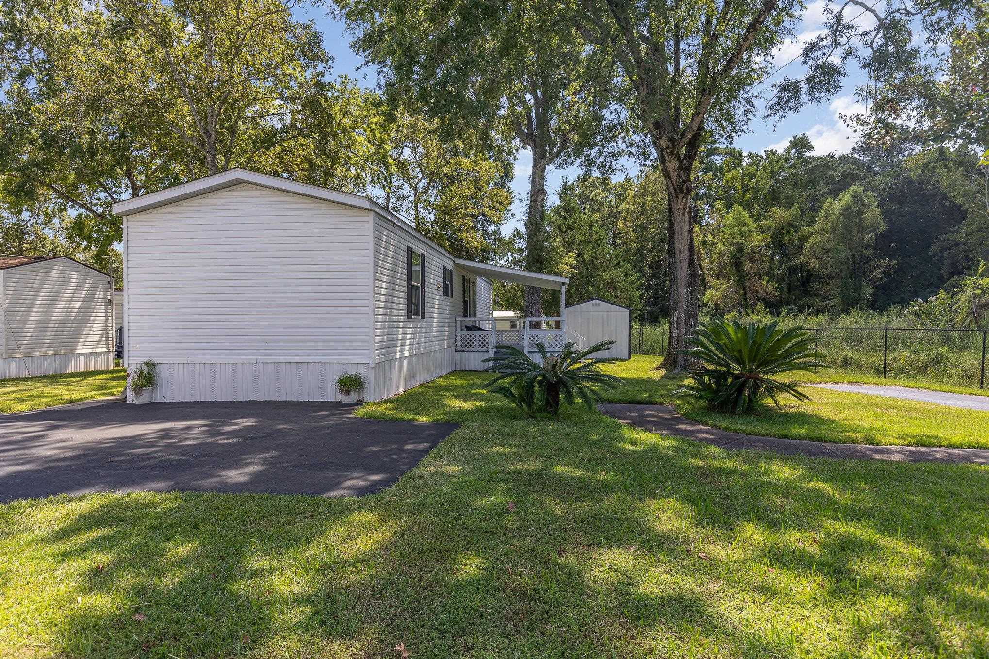 2611177 | Photo 30