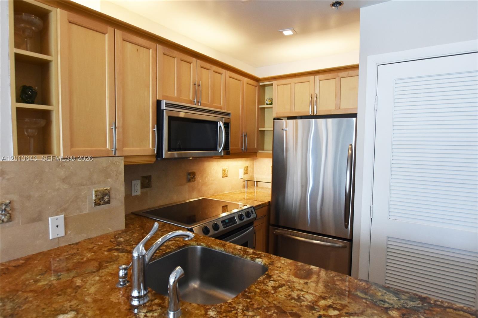 Property photo # 9