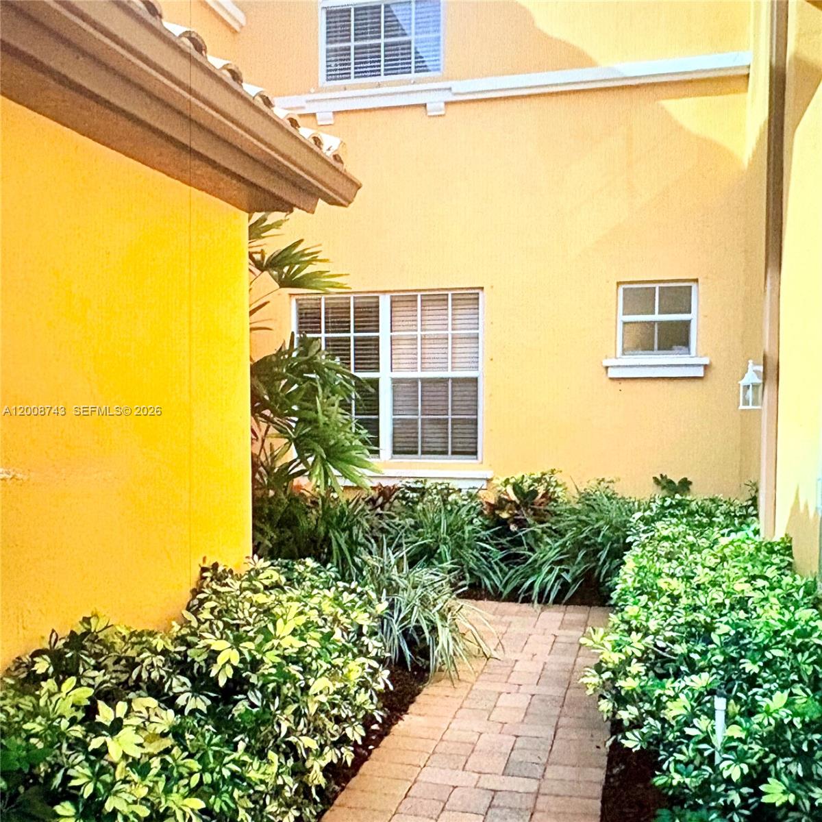 Property photo # 9