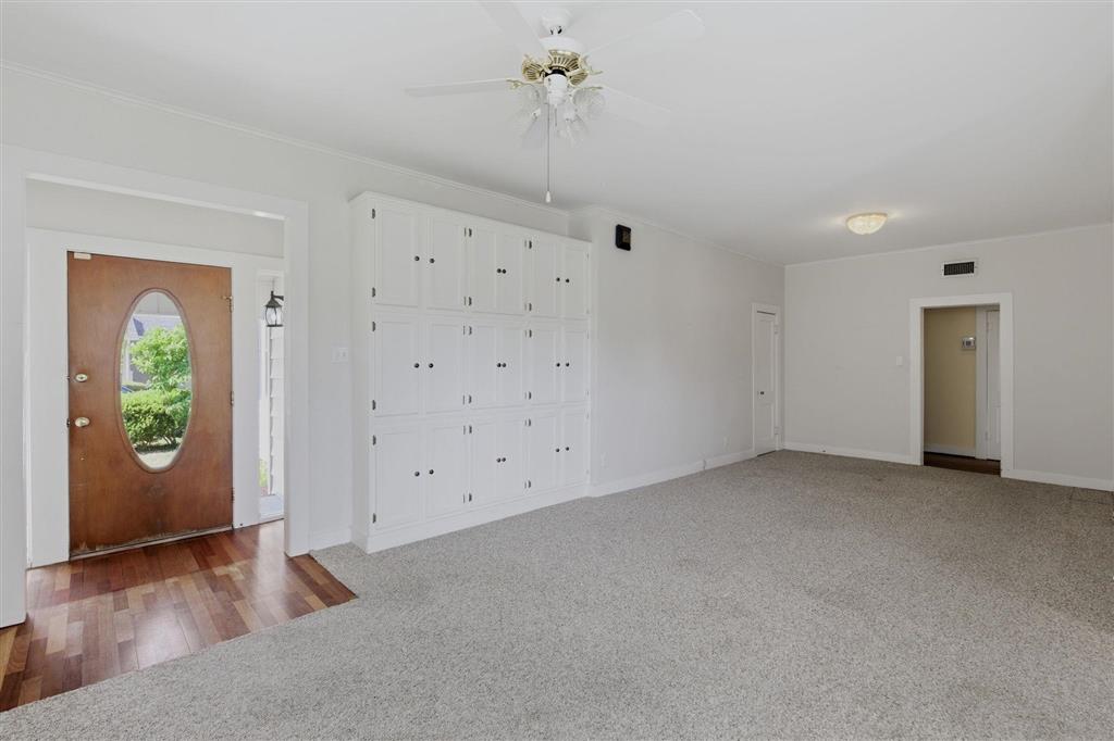 730 Kirby Lane — photo 2