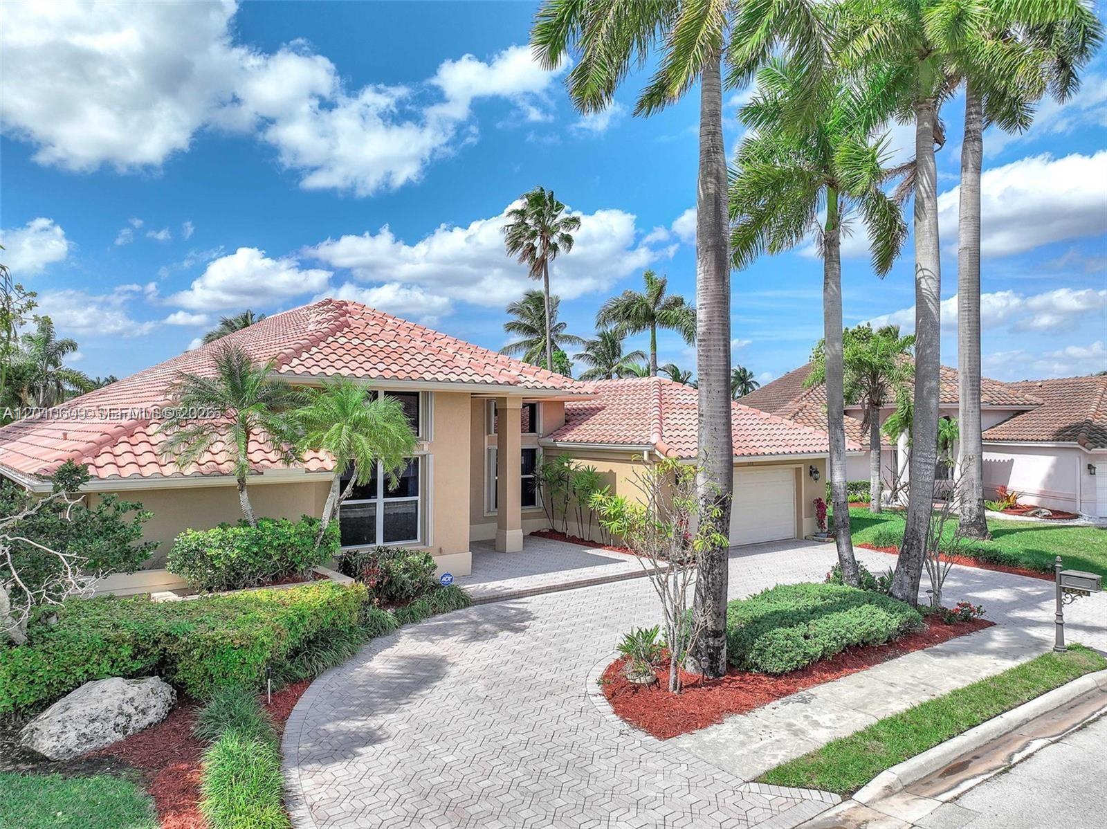 Hollywood Lakes Country C