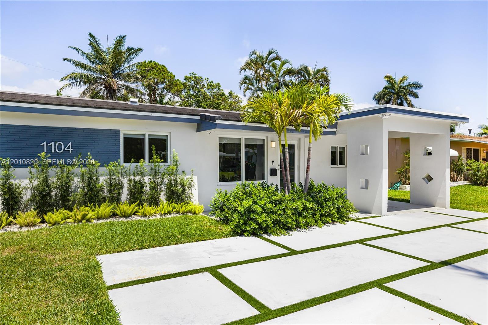 Country Club Homes