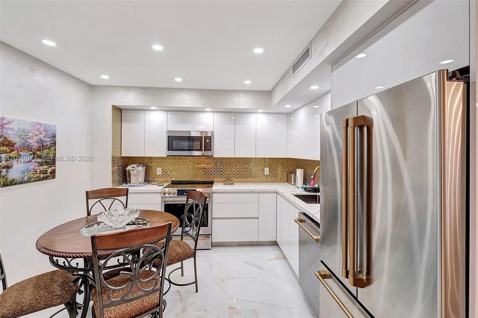 Property photo # 8