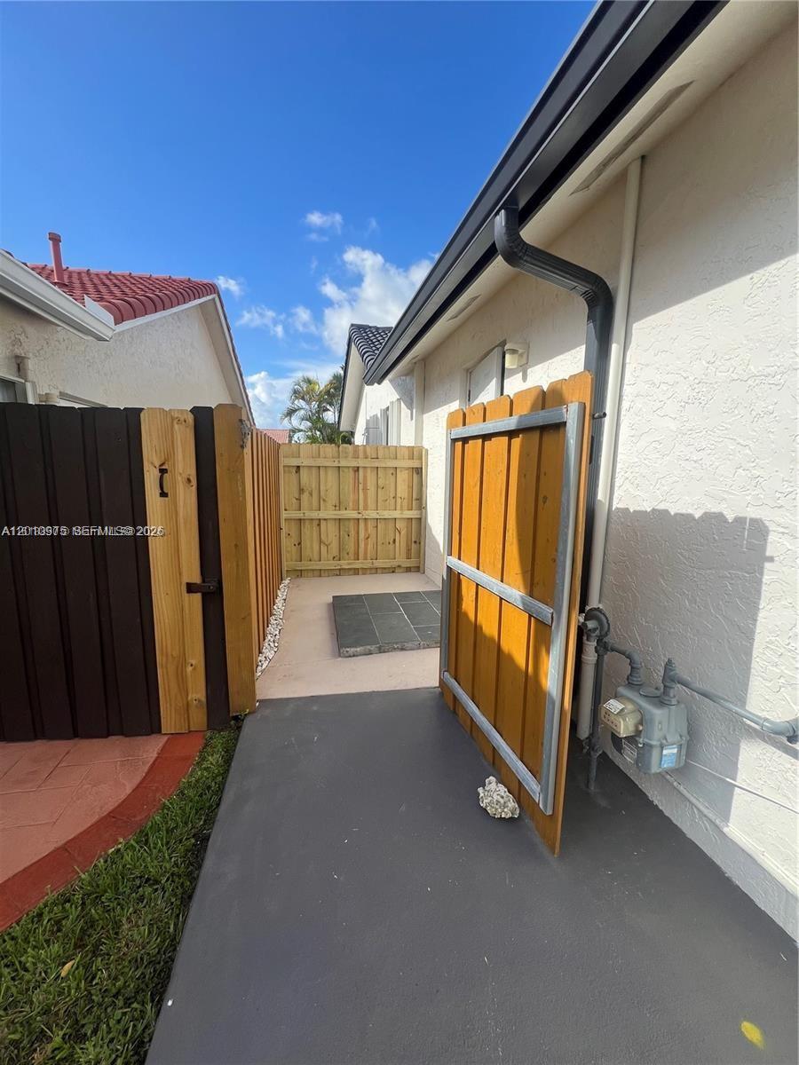 Property photo # 9