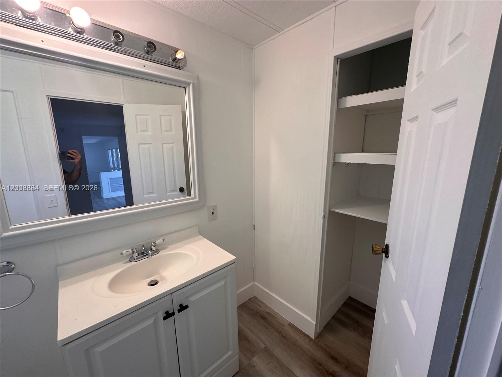 Property photo # 4