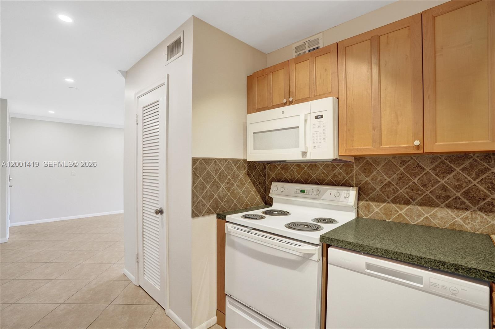 Property photo # 4