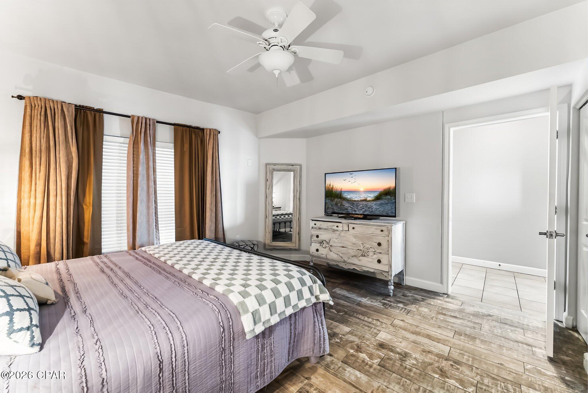 Image 16 For 9900 Thomas Drive 1103